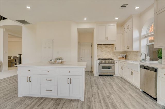 4114 W Northampton Place, Houston, TX 77098