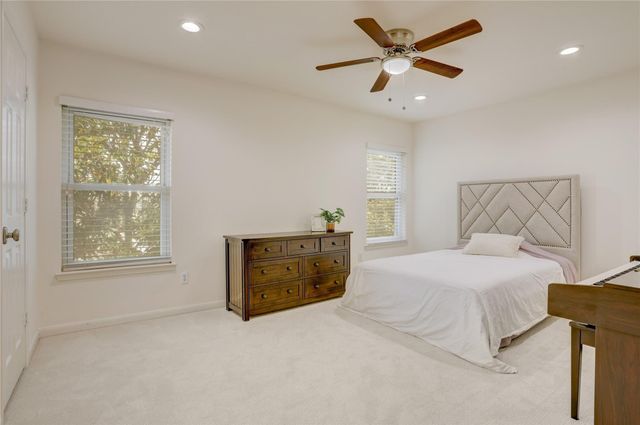 4114 W Northampton Place, Houston, TX 77098