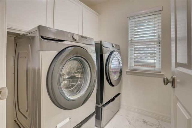 4114 W Northampton Place, Houston, TX 77098