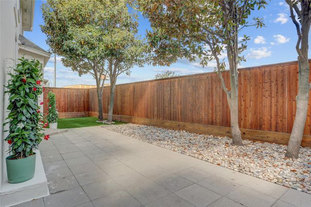 4114 W Northampton Place, Houston, TX 77098