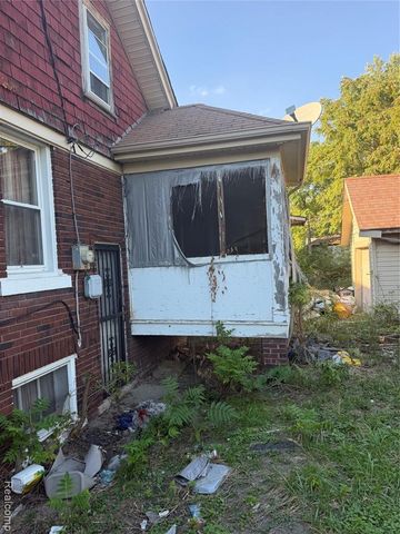 12634 Pinehurst Street, Detroit, MI 48238