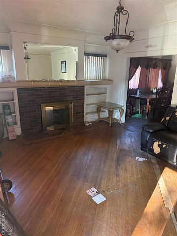 12634 Pinehurst Street, Detroit, MI 48238