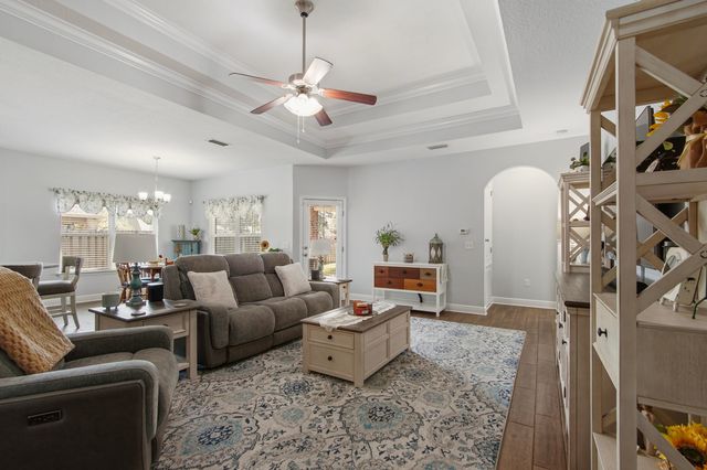 179 Windchime Way, Freeport, FL 32439