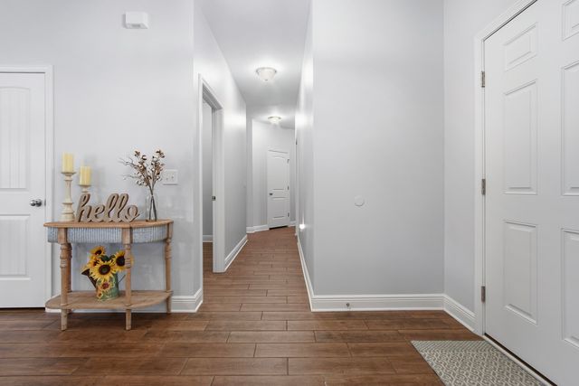 179 Windchime Way, Freeport, FL 32439