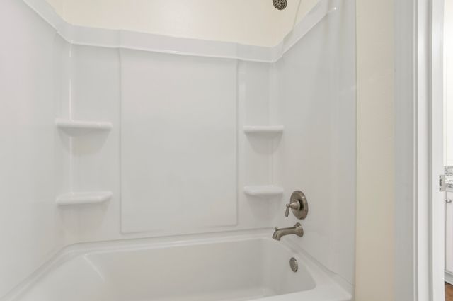 179 Windchime Way, Freeport, FL 32439