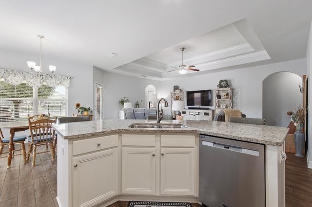 179 Windchime Way, Freeport, FL 32439