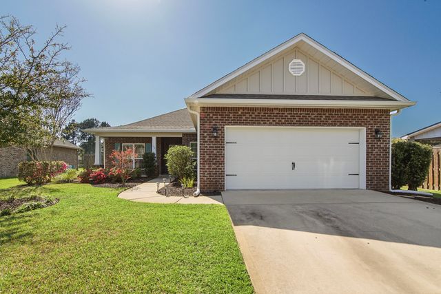 179 Windchime Way, Freeport, FL 32439