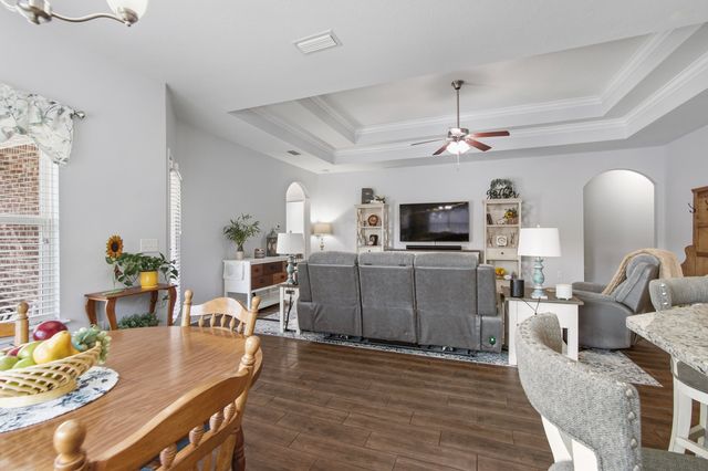 179 Windchime Way, Freeport, FL 32439