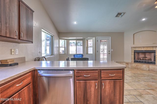 3782 W Meadow Briar Drive, Tucson, AZ 85741