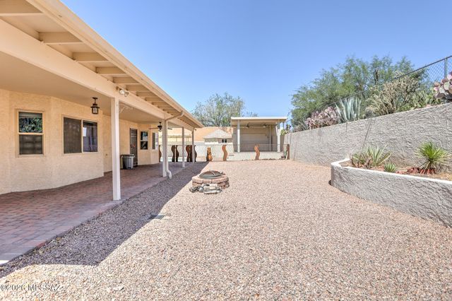 3782 W Meadow Briar Drive, Tucson, AZ 85741