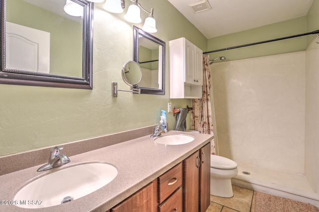 3782 W Meadow Briar Drive, Tucson, AZ 85741
