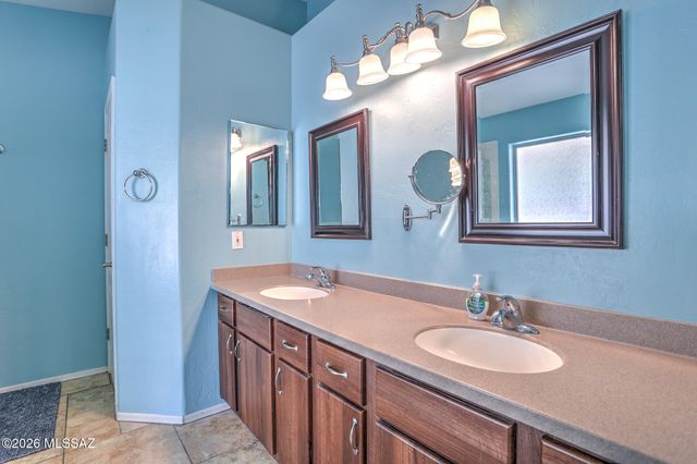 3782 W Meadow Briar Drive, Tucson, AZ 85741