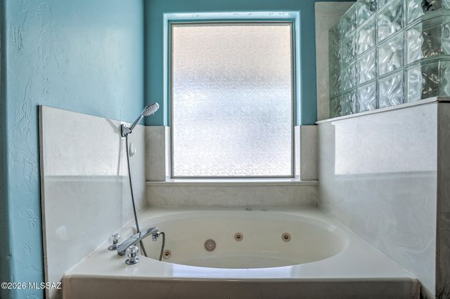 3782 W Meadow Briar Drive, Tucson, AZ 85741