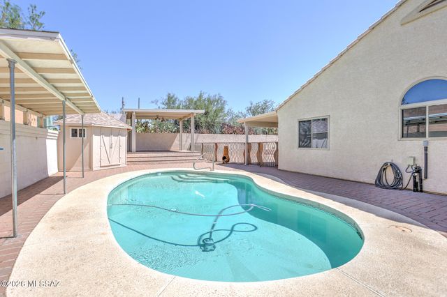 3782 W Meadow Briar Drive, Tucson, AZ 85741