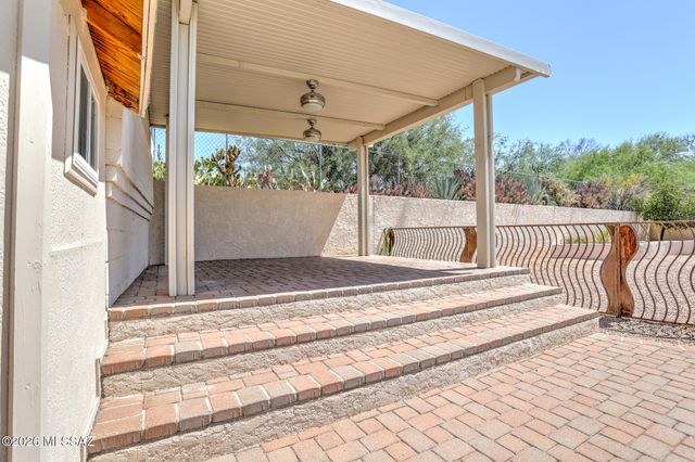 3782 W Meadow Briar Drive, Tucson, AZ 85741