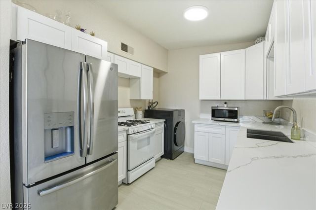 237 Wisteria Avenue, Las Vegas, NV 89107