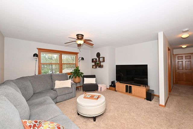 2529 Countryside DRIVE, Delavan, WI 53115