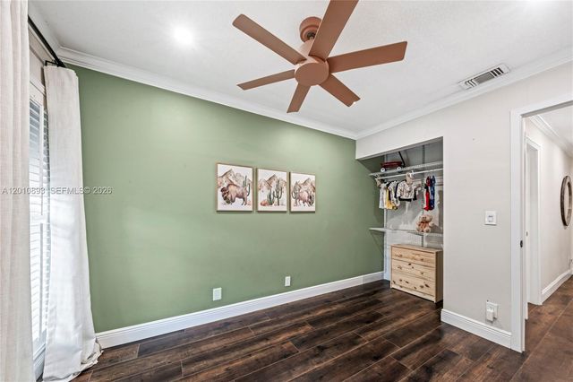 1140 NW 99th Ave 70, Pembroke Pines, FL 33024