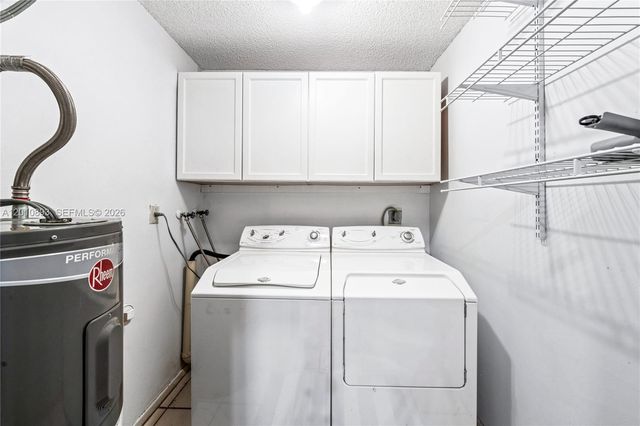 1140 NW 99th Ave 70, Pembroke Pines, FL 33024