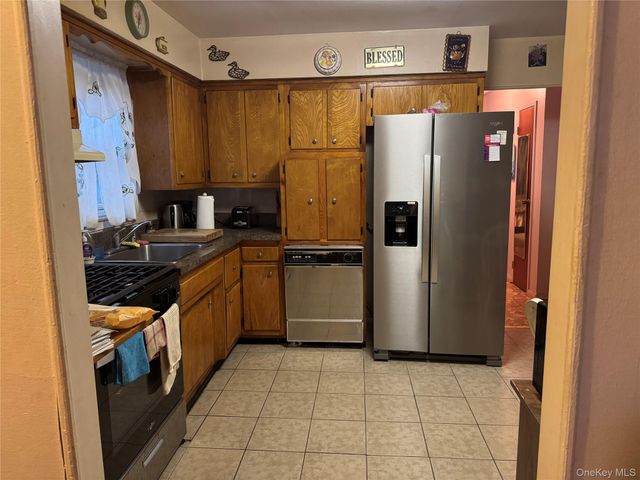 29-64 Ocean Crest Boulevard, Far Rockaway, NY 11691