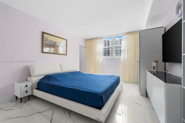 3000 S Ocean Dr 606, Hollywood, FL 33019