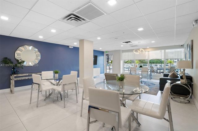 3000 S Ocean Dr 606, Hollywood, FL 33019