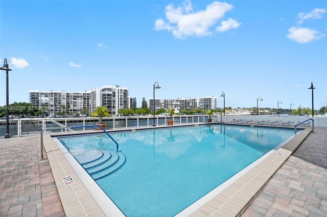 3000 S Ocean Dr 606, Hollywood, FL 33019