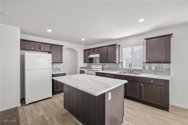 410 Candle Stick Avenue, Pahrump, NV 89048