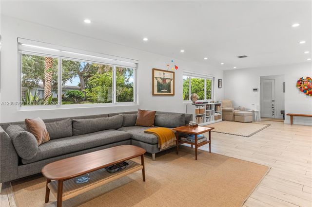 8500 SW 106th Street, Miami, FL 33156