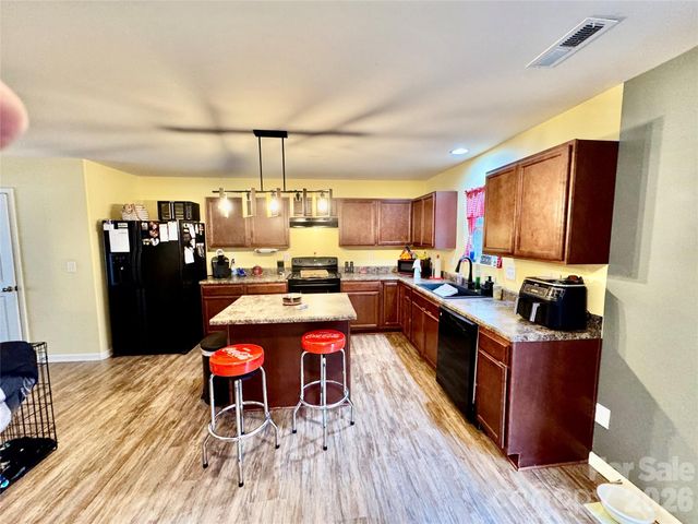 658 Buckskin Road, Oakboro, NC 28129