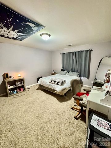 658 Buckskin Road, Oakboro, NC 28129