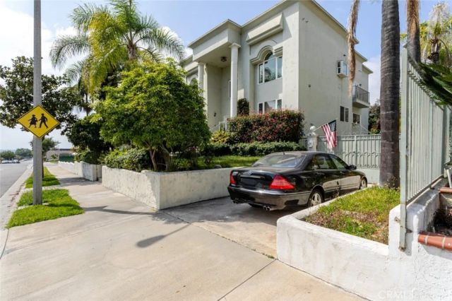 605 N 18th Street, Montebello, CA 90640