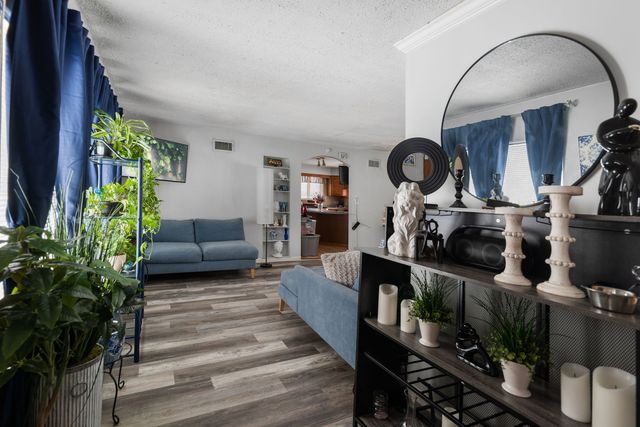 1215 Carmel Boulevard, Zion, IL 60099