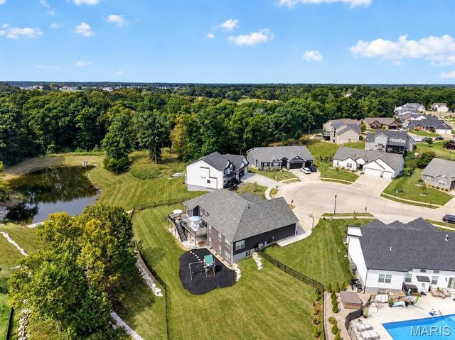 512 Spruce Hollow Court, Wentzville, MO 63385