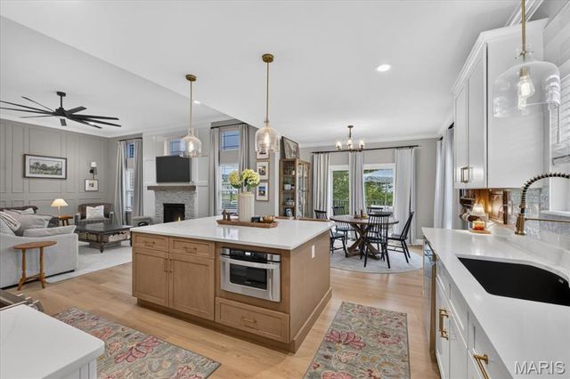 512 Spruce Hollow Court, Wentzville, MO 63385
