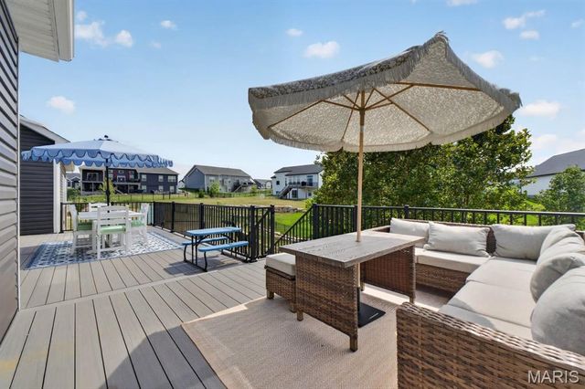 512 Spruce Hollow Court, Wentzville, MO 63385