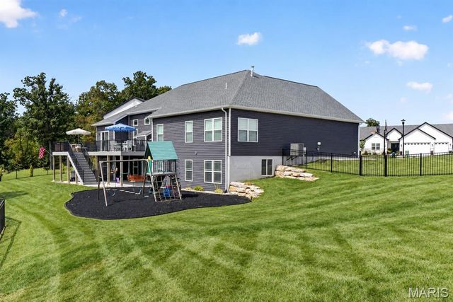 512 Spruce Hollow Court, Wentzville, MO 63385