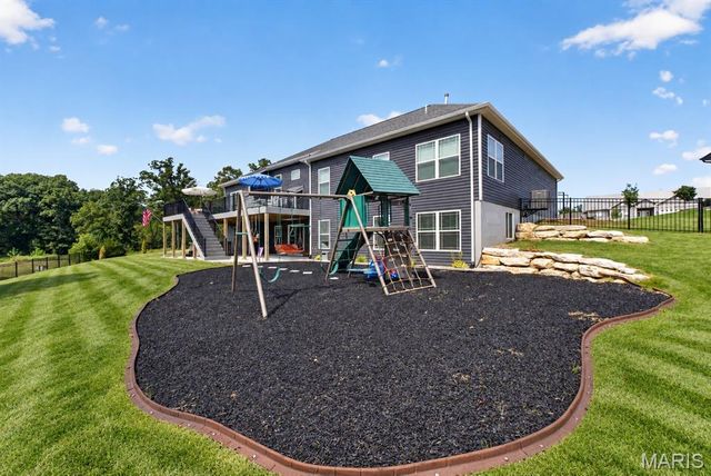 512 Spruce Hollow Court, Wentzville, MO 63385