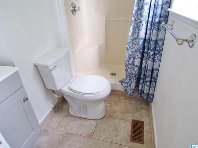 1729 PATCH PLACE, Anniston, AL 36201