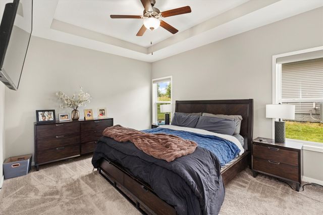 9914 Marnewood Drive, Johnston, IA 50131