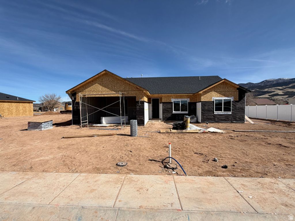 4972 N 970 E, Enoch, UT 84721