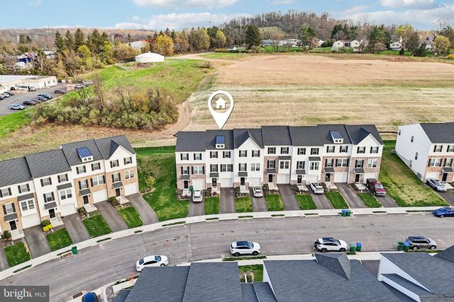 7626 CLAYTON AVE, Coopersburg, PA 18036