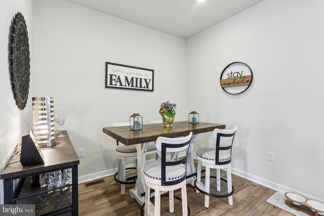 7626 CLAYTON AVE, Coopersburg, PA 18036