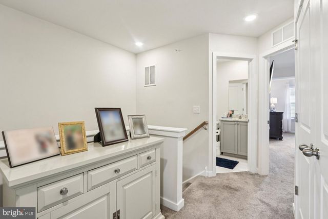 7626 CLAYTON AVE, Coopersburg, PA 18036