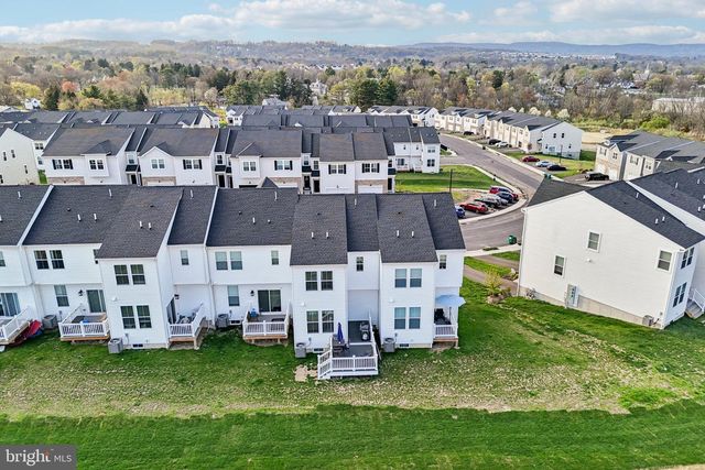 7626 CLAYTON AVE, Coopersburg, PA 18036