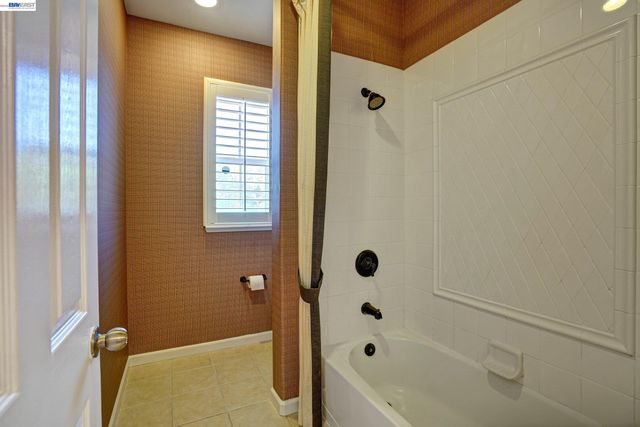 2746 Montego Bay St, Pittsburg, CA 94565