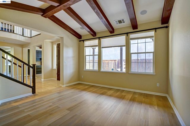 2746 Montego Bay St, Pittsburg, CA 94565