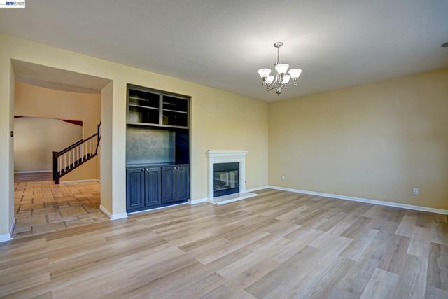 2746 Montego Bay St, Pittsburg, CA 94565