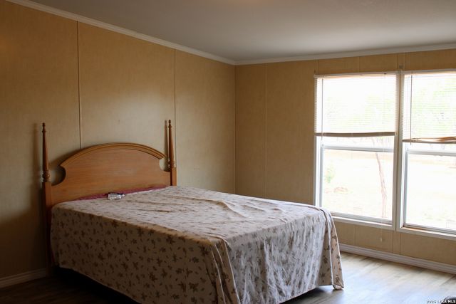 3554 Fm 1332, Jourdanton, TX 78026