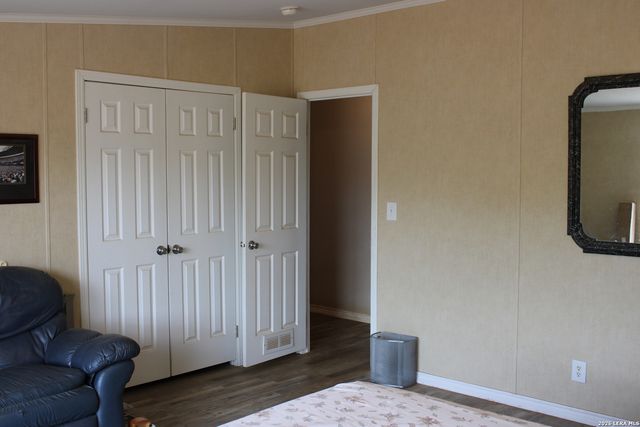 3554 Fm 1332, Jourdanton, TX 78026